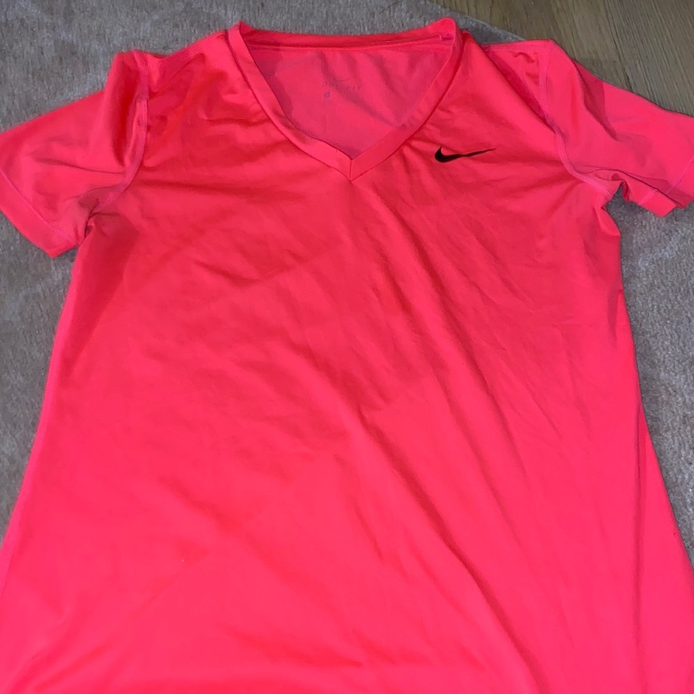 Pink dri-fit Nike tee
